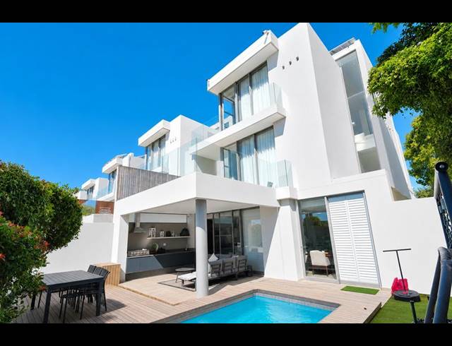 4 BEDROOM TOWNHOUSE FOR SALE IN MORNINGSIDE